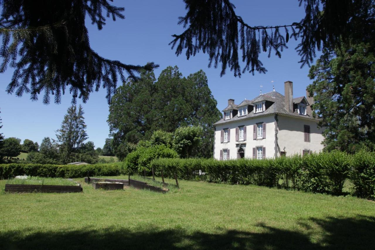 Hostellerie La Bruyere Chalvignac Exteriör bild