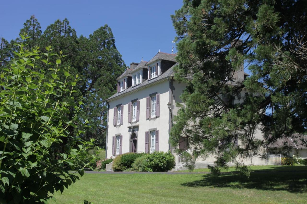 Hostellerie La Bruyere Chalvignac Exteriör bild