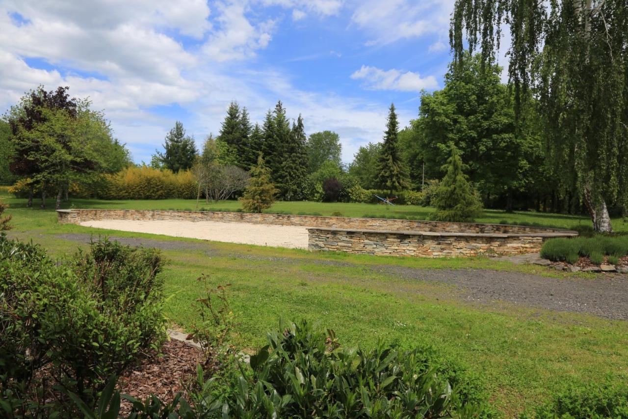 Hostellerie La Bruyere Chalvignac Exteriör bild