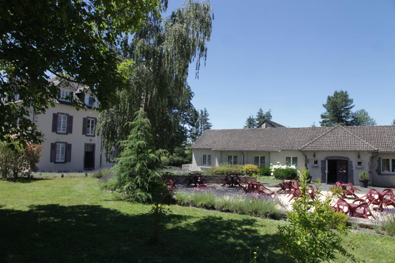 Hostellerie La Bruyere Chalvignac Exteriör bild