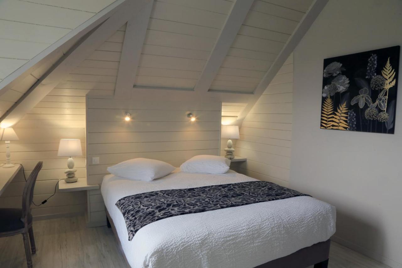 Hostellerie La Bruyere Chalvignac Exteriör bild
