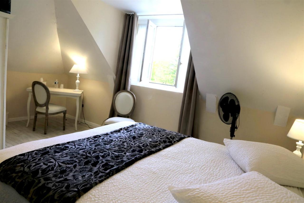Hostellerie La Bruyere Chalvignac Exteriör bild